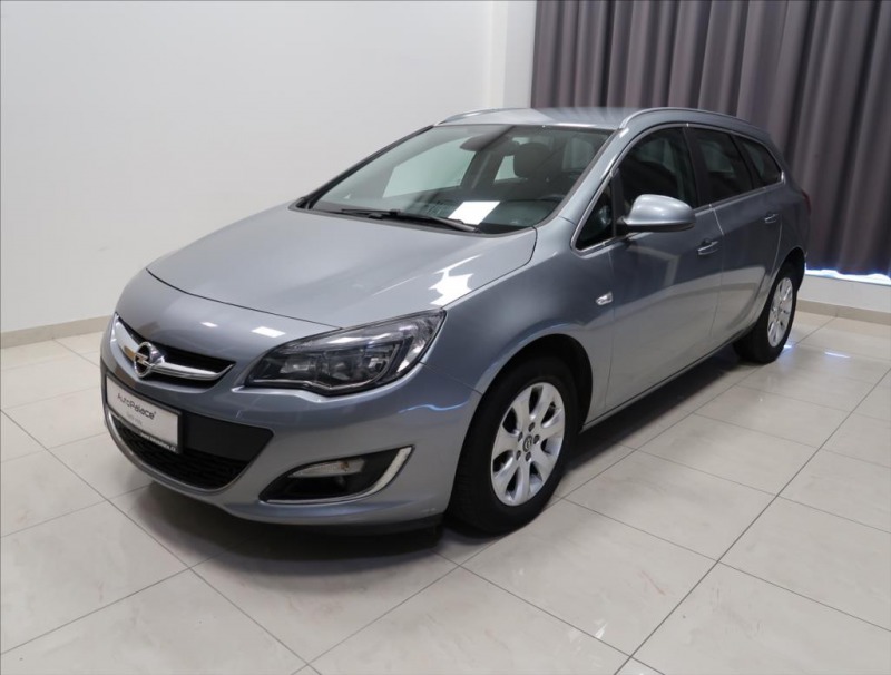 Opel Astra 1,6 CDTI 81KW ČR