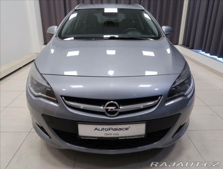 Opel Astra 1,6 CDTI 81KW ČR 2015