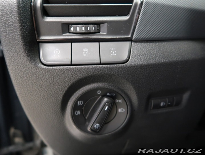 Škoda Fabia 1,0 i ČR 1 MAJITEL KLIMA 2019