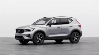 Volvo XC40 2,0 B3  Plus Dark