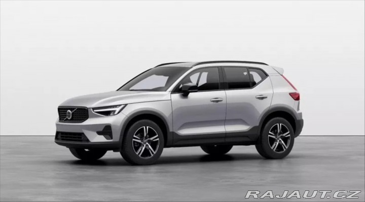 Volvo XC40 2,0 B3 Plus Dark 2023