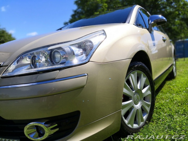 Citroën C4 1,6 16V 80KW benzín 1800