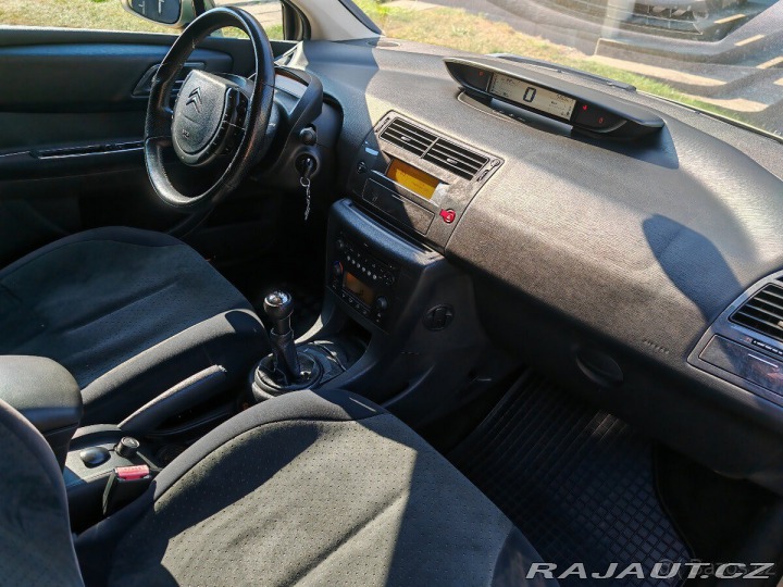 Citroën C4 1,6 16V 80KW benzín 1800