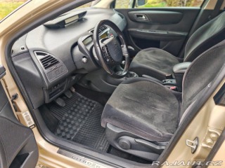 Citroën C4 1,6 16V 80KW benzín 1800