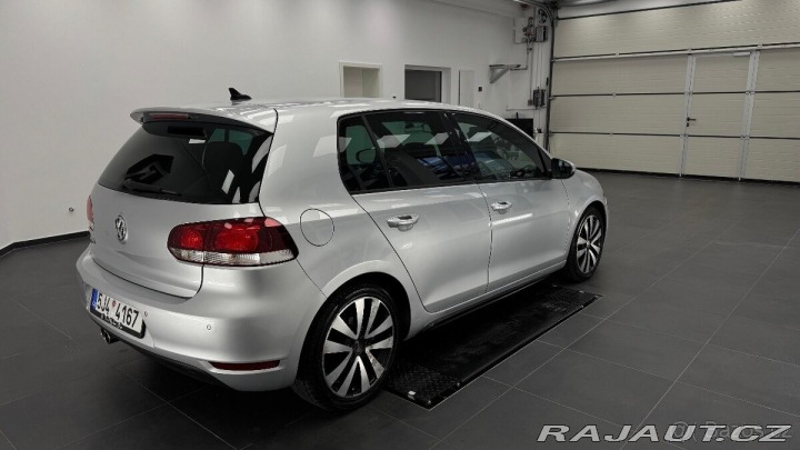 Volkswagen Golf 2,0   VI GTD 2010 2010