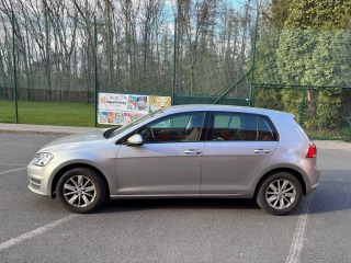 Volkswagen Golf 1,2   7 (VII), benzín