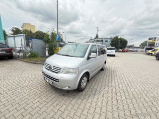 Volkswagen Multivan 2,5   TDI rok 2008