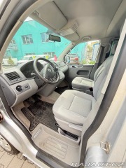 Volkswagen Multivan 2,5 TDI rok 2008 2008