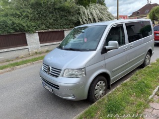 Volkswagen Multivan 2,5 TDI rok 2008 2008