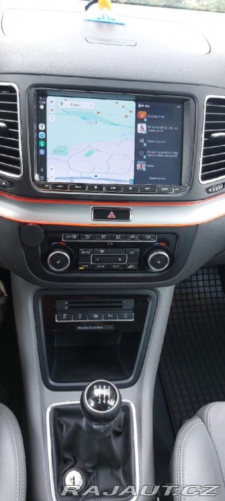 Volkswagen Sharan 2,0 2011