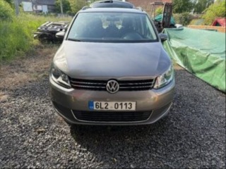 Volkswagen Touran 2,0   TDI 103kW, po kompl
