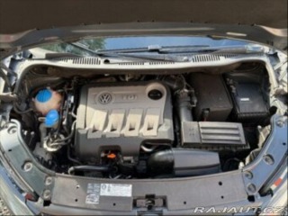 Volkswagen Touran 2,0   TDI 103kW, po kompl 1800