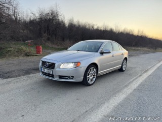 Volvo S80 D5 136 kW 1800