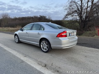 Volvo S80 D5 136 kW 1800