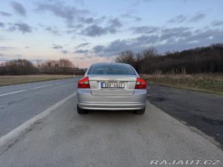 Volvo S80 D5 136 kW 1800