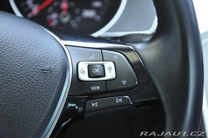 Volkswagen Passat 2.0TDi COMFORTLINE NAVI Č 2018