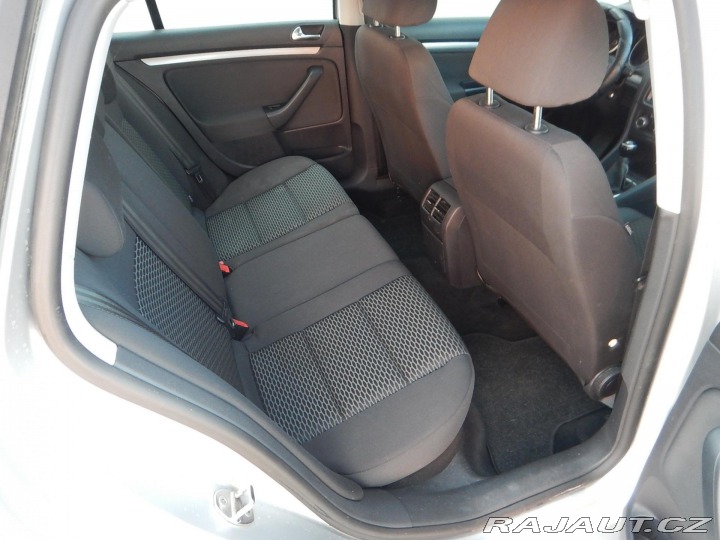 Volkswagen Golf Variant 1.6 TDI, KLIMA, T 2009