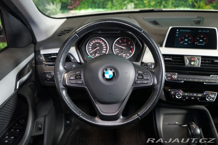 BMW X1 18d*xDRIVE*LED*NAVI*TEMPO 2017