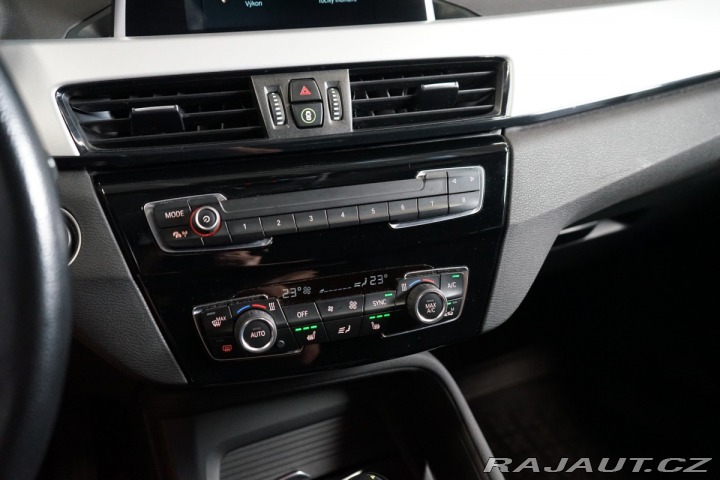 BMW X1 18d*xDRIVE*LED*NAVI*TEMPO 2017
