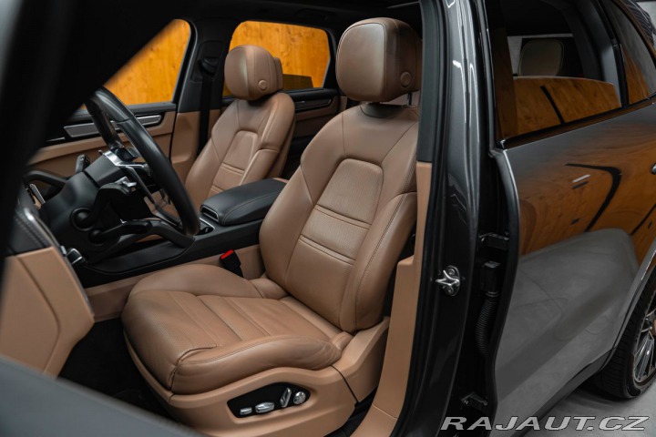 Porsche Cayenne E-Hybrid, Bose, Panorama, 2019