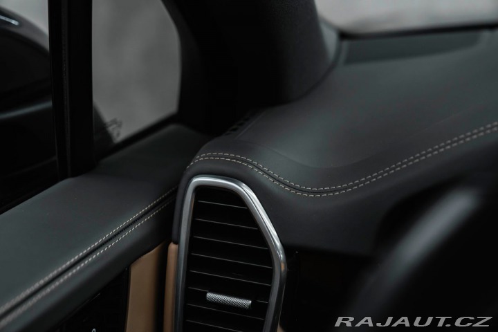 Porsche Cayenne E-Hybrid, Bose, Panorama, 2019