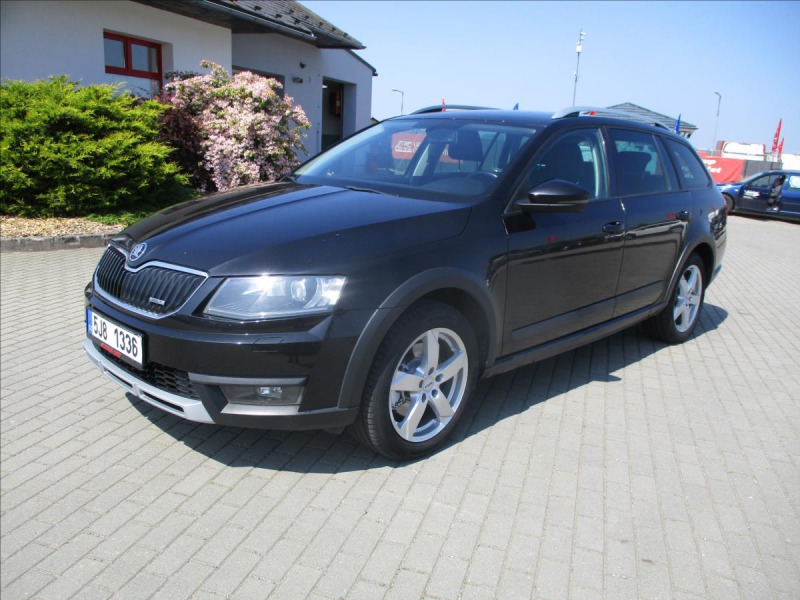 Škoda Octavia 2,0 TDi 135kw DSG Scout X
