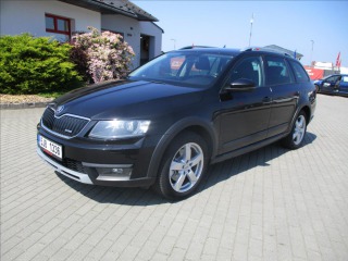Škoda Octavia 2,0 TDi 135kw DSG Scout X