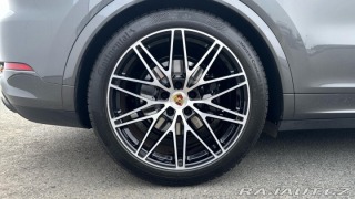 Porsche Cayenne Turbo E-Hybrid Coupé 2024