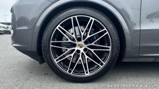 Porsche Cayenne Turbo E-Hybrid Coupé 2024