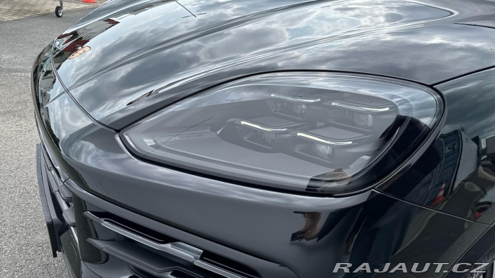 Porsche Cayenne 2025