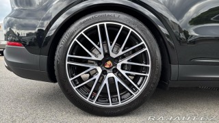 Porsche Cayenne  2025