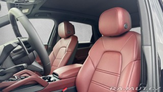 Porsche Cayenne  2025
