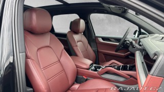 Porsche Cayenne  2025