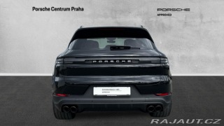 Porsche Cayenne  2025