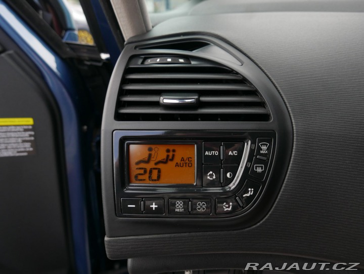 Citroën C4 Picasso 1,6 e-HDi Navi REZERVACE 2013