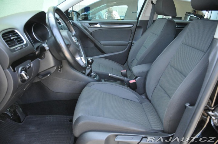 Volkswagen Golf 1.6TDi 2xKOLA A/C 2012