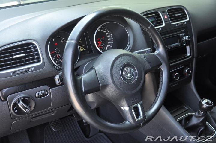 Volkswagen Golf 1.6TDi 2xKOLA A/C 2012
