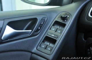 Volkswagen Golf 1.6TDi 2xKOLA A/C 2012