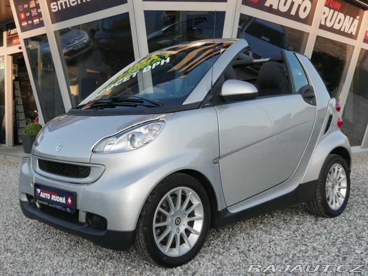 Smart Fortwo 1,0 52kW Cabrio REZERVACE 2007