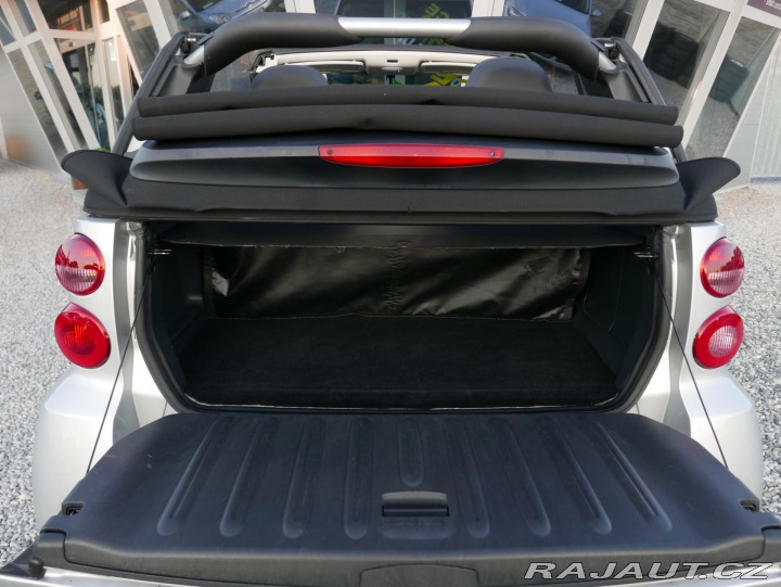 Smart Fortwo 1,0 52kW Cabrio REZERVACE 2007