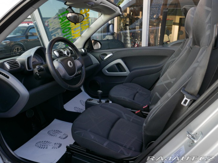 Smart Fortwo 1,0 52kW Cabrio REZERVACE 2007