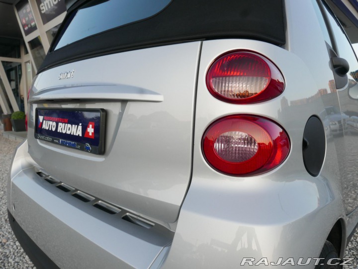 Smart Fortwo 1,0 52kW Cabrio REZERVACE 2007