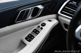 BMW X5 xDrive 40 i M Sport, Masá 2022