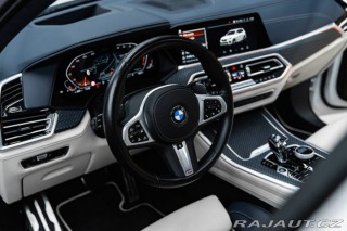 BMW X5 xDrive 40 i M Sport, Masá 2022