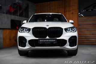 BMW X5 xDrive 40 i M Sport, Masá 2022