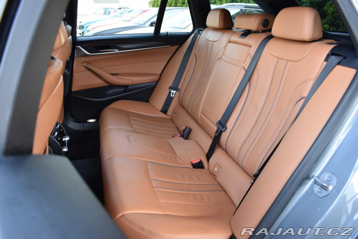 BMW 5 530d xD ///M TAŽNÉ*ZÁRUKA 2022