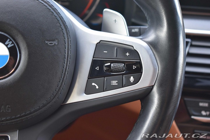 BMW 5 530d xD ///M TAŽNÉ*ZÁRUKA 2022