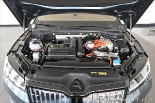 Škoda Superb 1,4 TSI 160kW iV DSG SPOR 2021