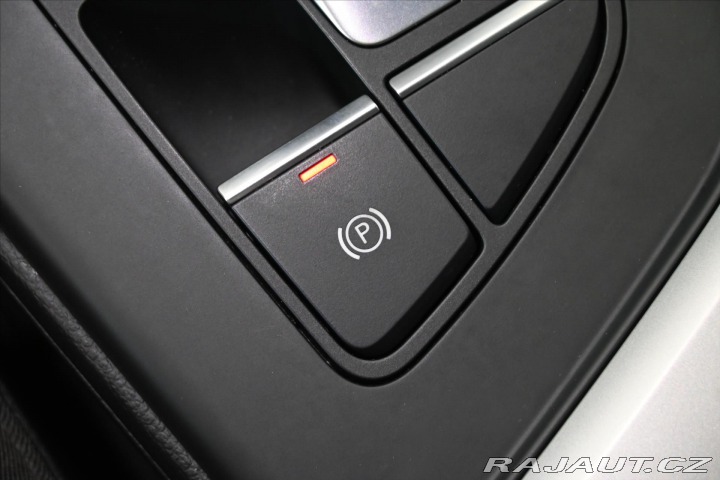 Audi A4 2,0 40 TDI 140 kW*S-TRONI 2020