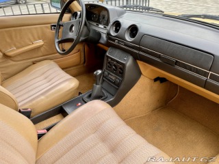 Mercedes-Benz 123 200 1982